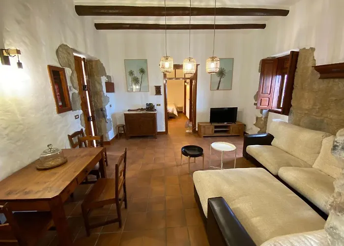 Hotel Casa Rural El Drago *