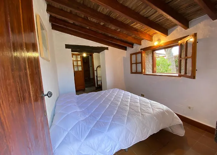 Casa Rural El Drago Hotel *
